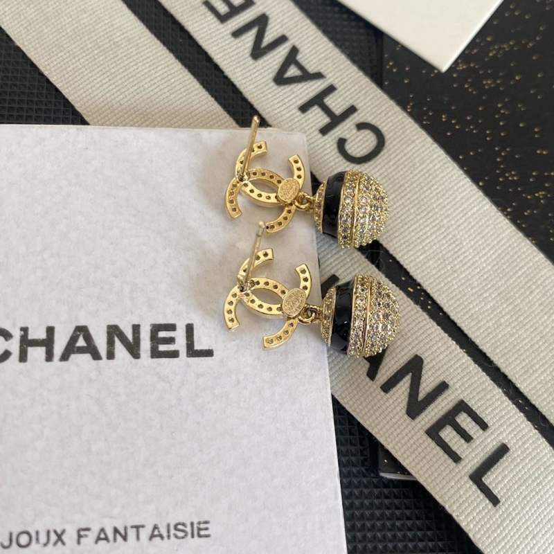Ch**el earrings